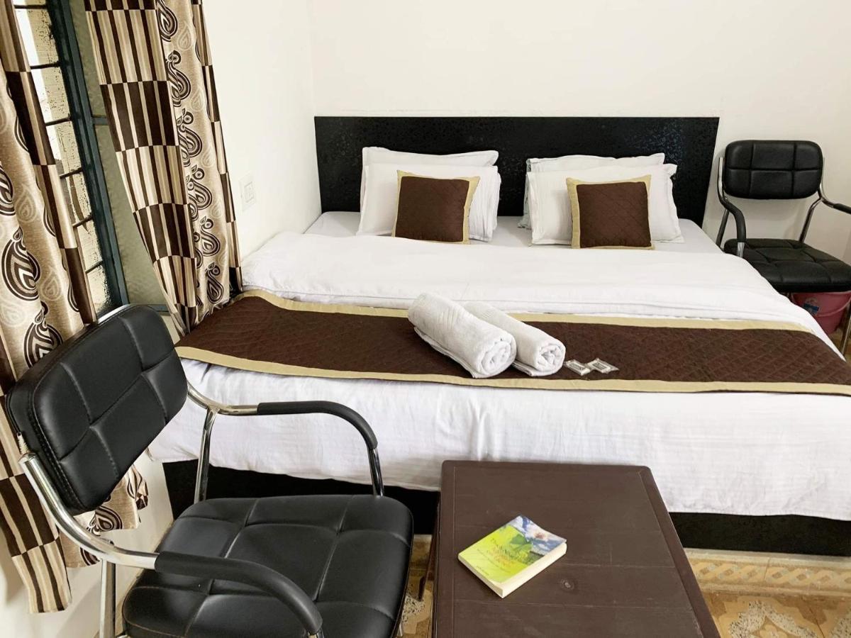 Il Padrino Hotel พุชการ์ ภายนอก รูปภาพ